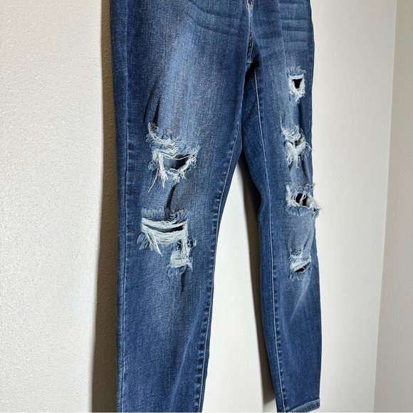 Judy Blue Dark Wash Distressed Boyfriend Jeans Size 27 Women’s High Waisted - Picture 4 of 12